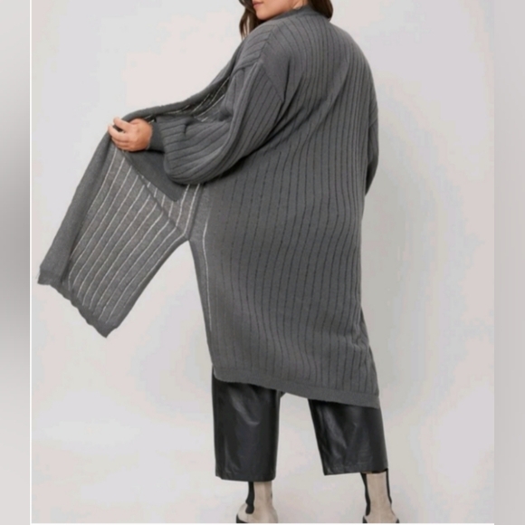 Long Grey Open Cardigan With Pockets - Picture 4 of 6